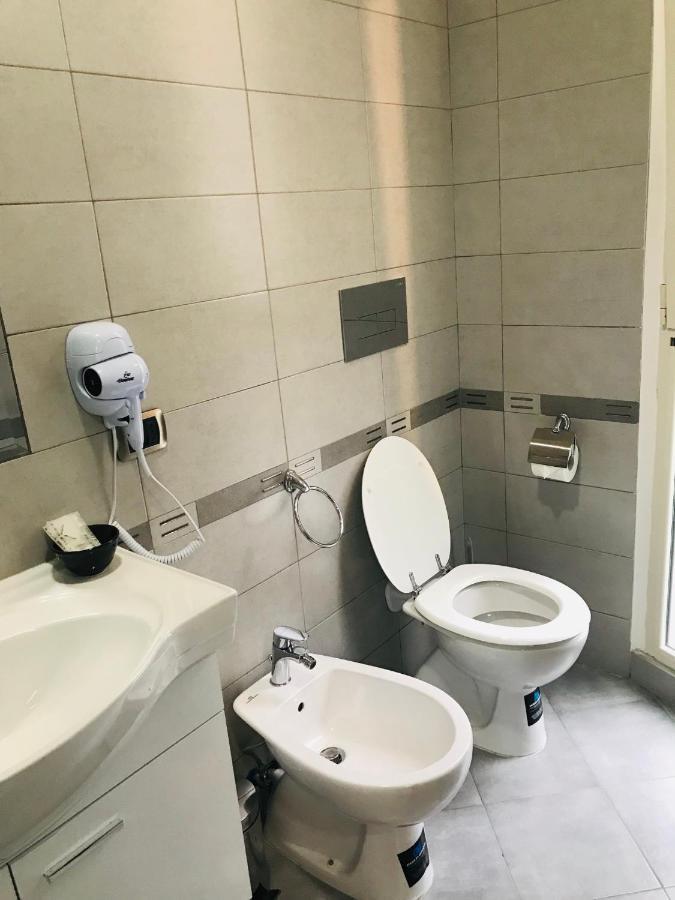 Vacanze Partenopee Napoli Exterior foto