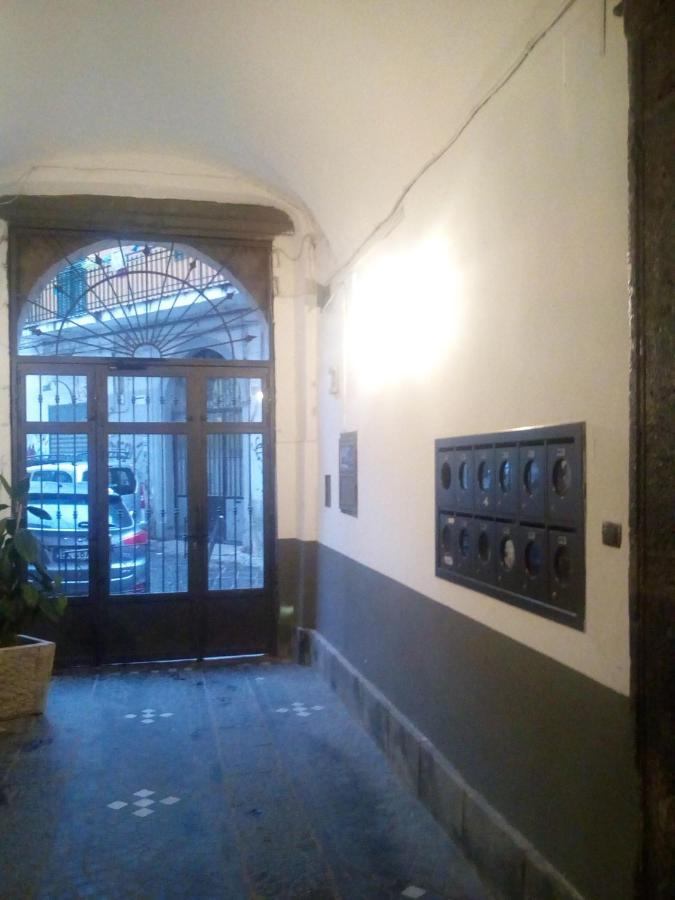 Vacanze Partenopee Napoli Exterior foto